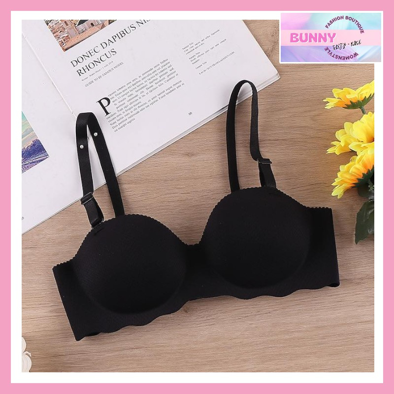 เสื้อชั้นในไร้โครงบราไร้ขอบ เสริมฟองน้ำดันทรง อกกระซับ Bra053