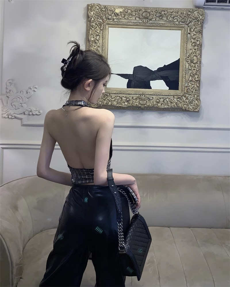 เสื้อวิ๊ง คล้องคอ โชว์หลัง พร้อมส่งในไทย รหัส CN7292