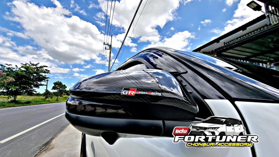 ไฟเลี้ยววิ่งกระจกมองข้าง LED โตโยต้า ฟอร์จูนเนอร์