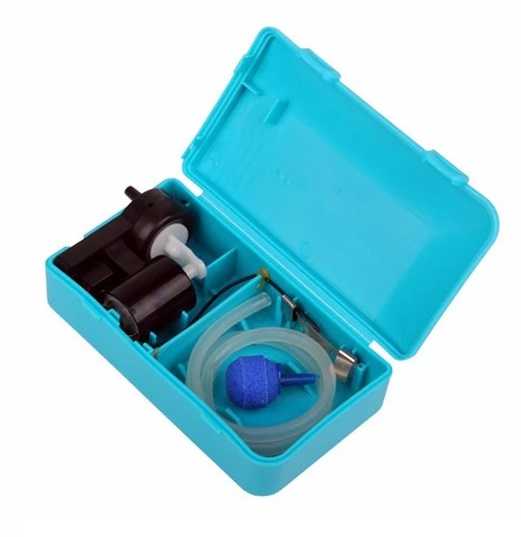 SOBO SB-960 (ปั๊มลมใส่ถ่าน ใช้กรณีไฟดับ ไฟดับปลาไม่ตาย ขนย้ายปลา พร้อมสายยางและหัวทราย)