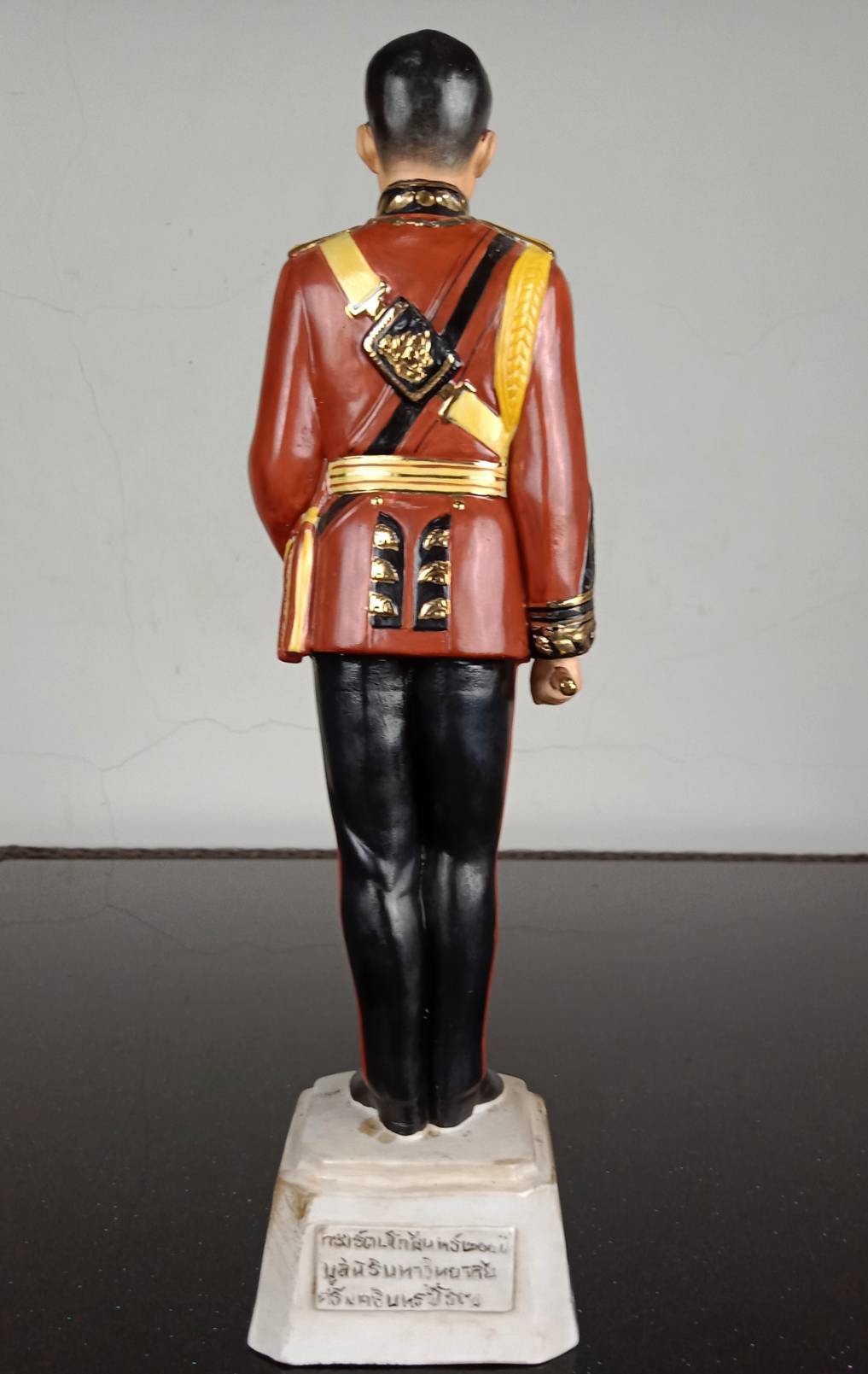 127.พระบรมรูปหล่อในหลวงรัชกาลที่9 พระบาทสมเด็จพระปรมินทรมหาภูมิพลอดุลยเดช ทรงยืนฉลองพระองค์ชุดทหารมหาดเล็ก(องค์เล็ก)