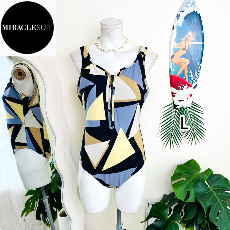 ไซด์ L แบรนด์ Miracle แท้ 100%🌸วันพีช ชุดว่ายน้ำ ซิบหน้า One-piece ทะเล ชายหาด ลายกราฟฟิก Beach summer ชุดปาร์ตี้