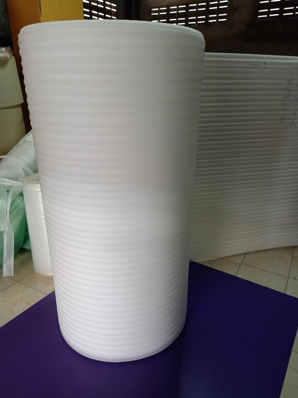 EPE FOAM โฟมบางกันริ้วรอย 1.30 M x 100 M หนา 3 มม