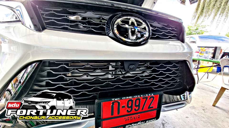 โลโก้แก้วสำหรับด้านหน้า MADE IN JAPAN โตโยต้า ฟอร์จูนเนอร์