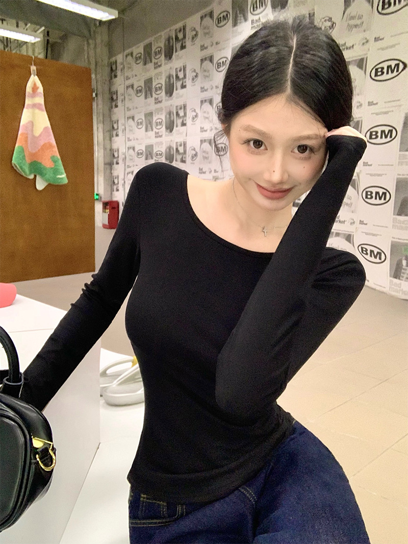 ส่งด่วนในไทย เสื้้อยืดแขนยาว ซีทรูหลัง พร้อมส่ง CN1138