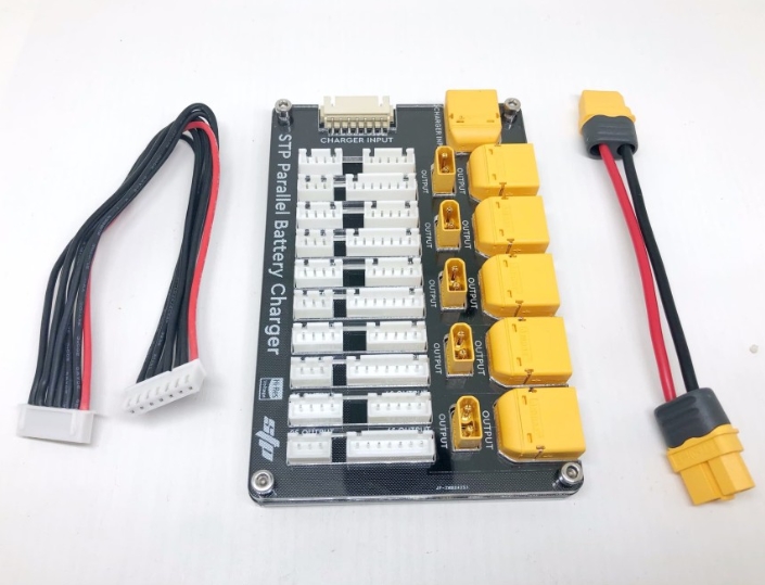 STP Battery Parallel Board บอดพ่วงชาทแบต 2-6เซล ได้ครั้งละ 1-5ก้อน ขั้วปลั๊ก XT30 และ XT60