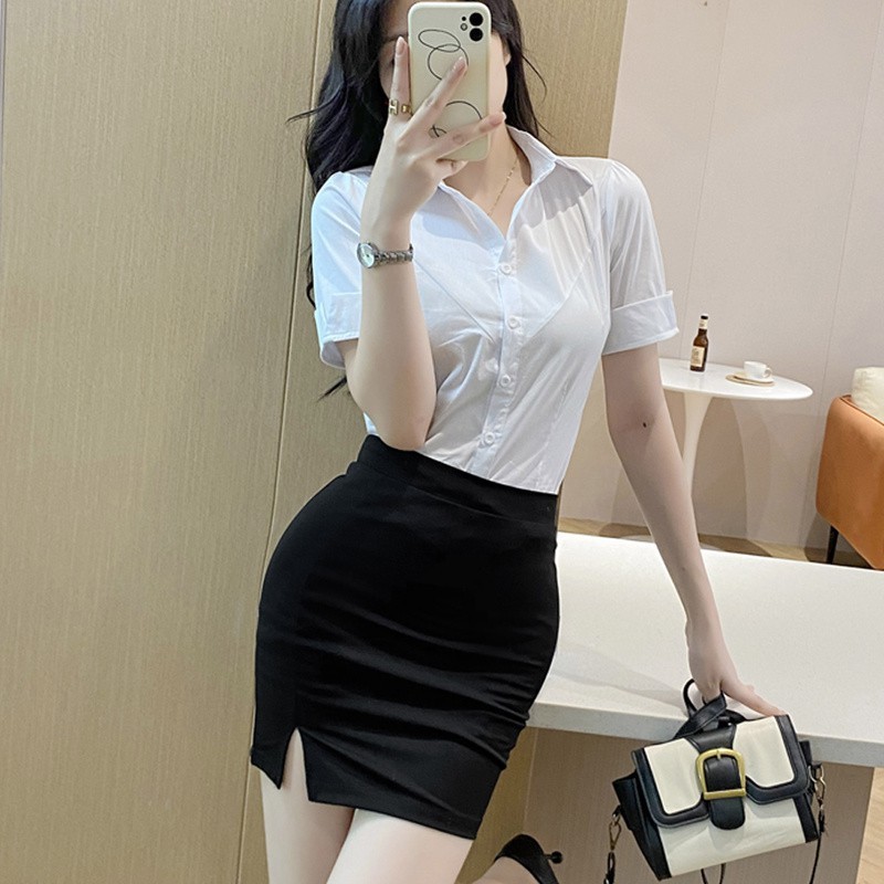 กระโปรงนักศึกษา กระโปรงทรงเอ เอวสูง ผ่าหน้า ยาว 16 นิ้ว