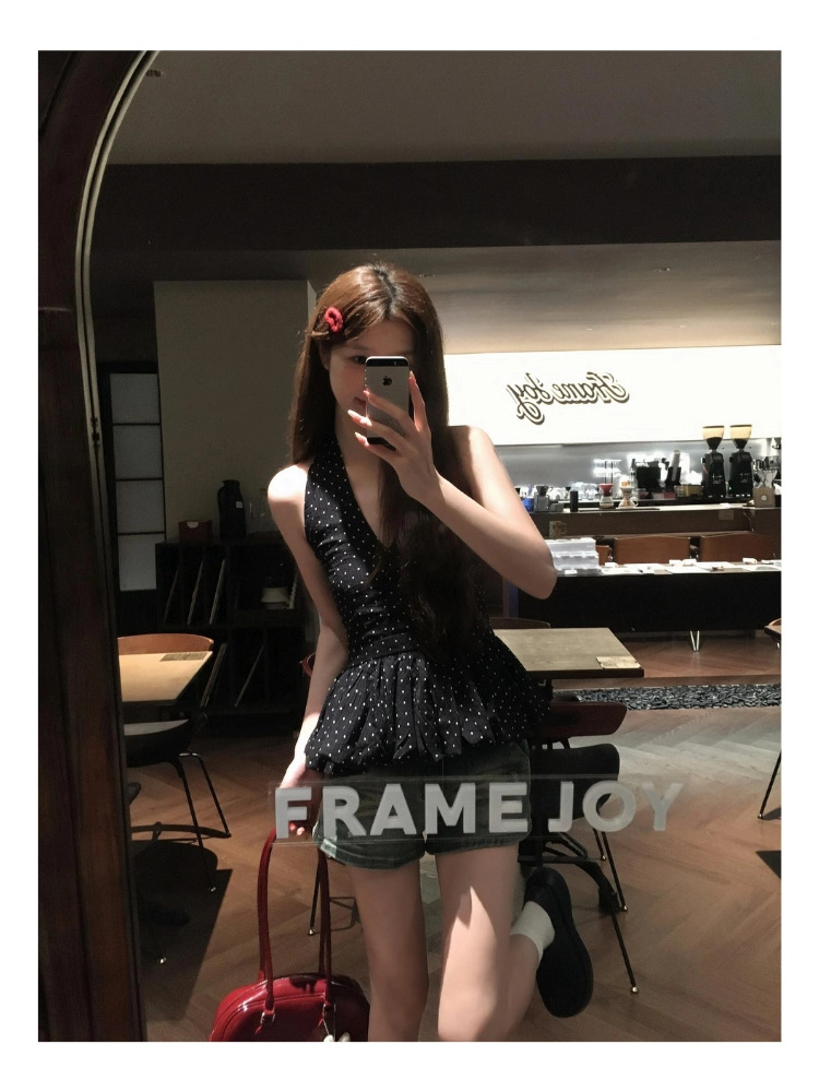 ส่งด่วนในไทย เสื้้อสายเดี่ยว บอลลูน ลายจุด สไตล์เกาหลี พร้อมส่ง CN7562