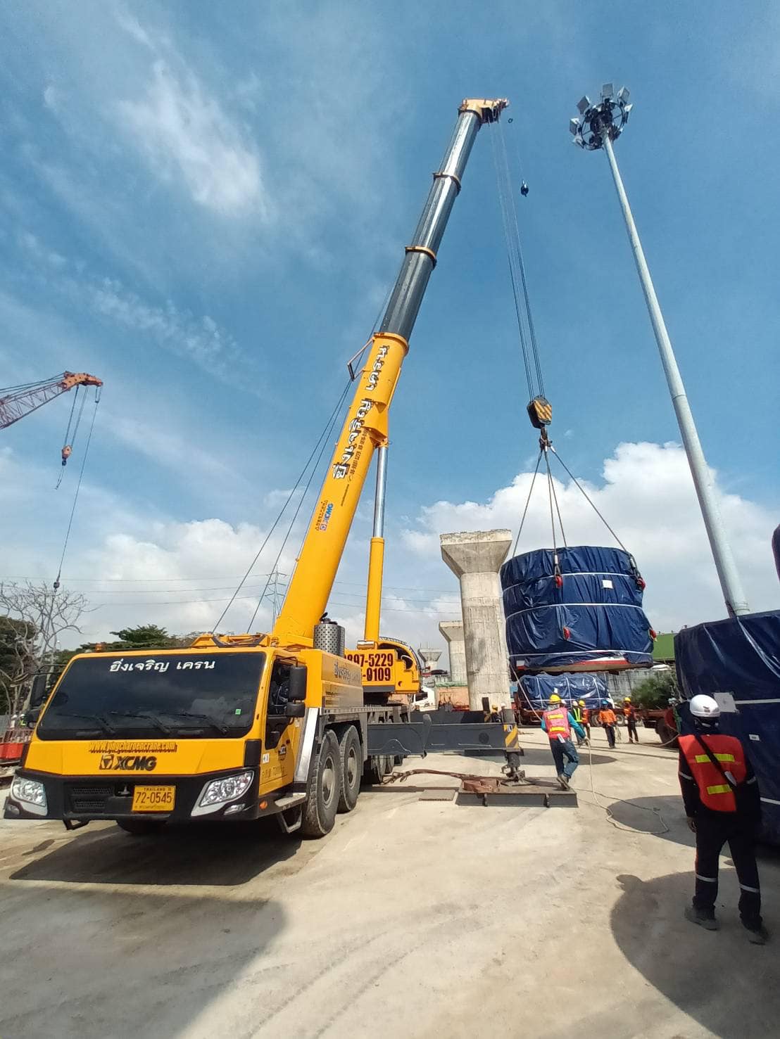 ให้เช่ารถเครนขนาด400ตัน