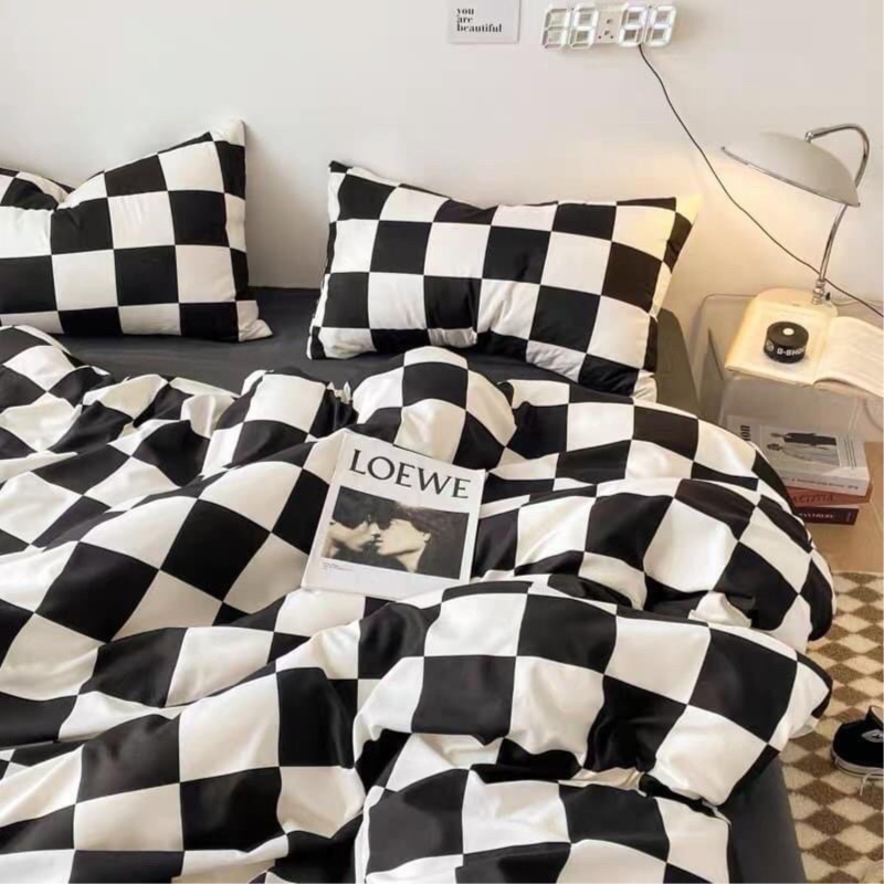 เซทผ้าปูที่นอน ขนาด 6 ฟุต ครบชุด 6 ชิ้น