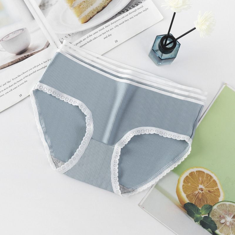 กางเกงในเอวสูง ขอบขาว แต่งลูกไม้ น่ารัก