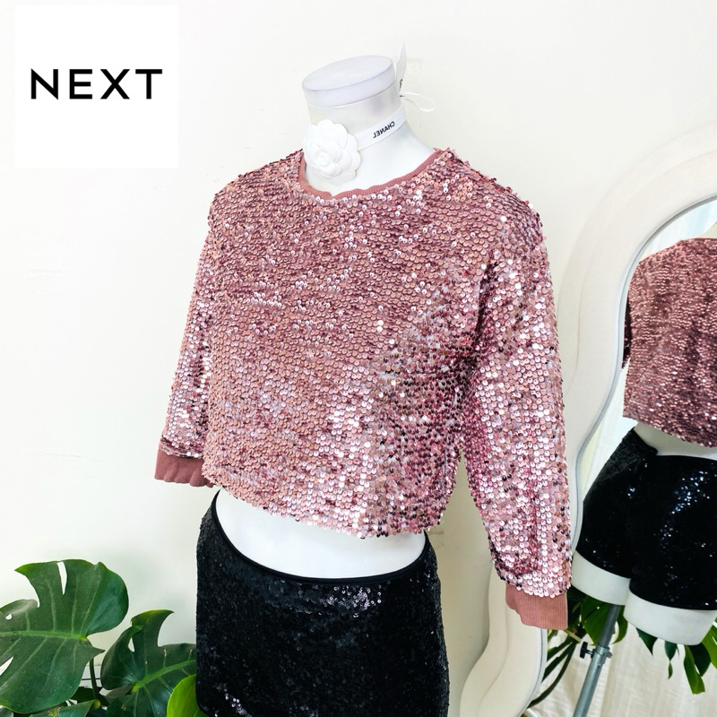ไซด์ S แบรนด์ Next แท้ 100%🌸เสื้อ ทรงครอป งานเกล็ดวิบวับ สีชมพู ใส่ออกงาน ชุดออกงาน ชุดปาร์ตี้(a)