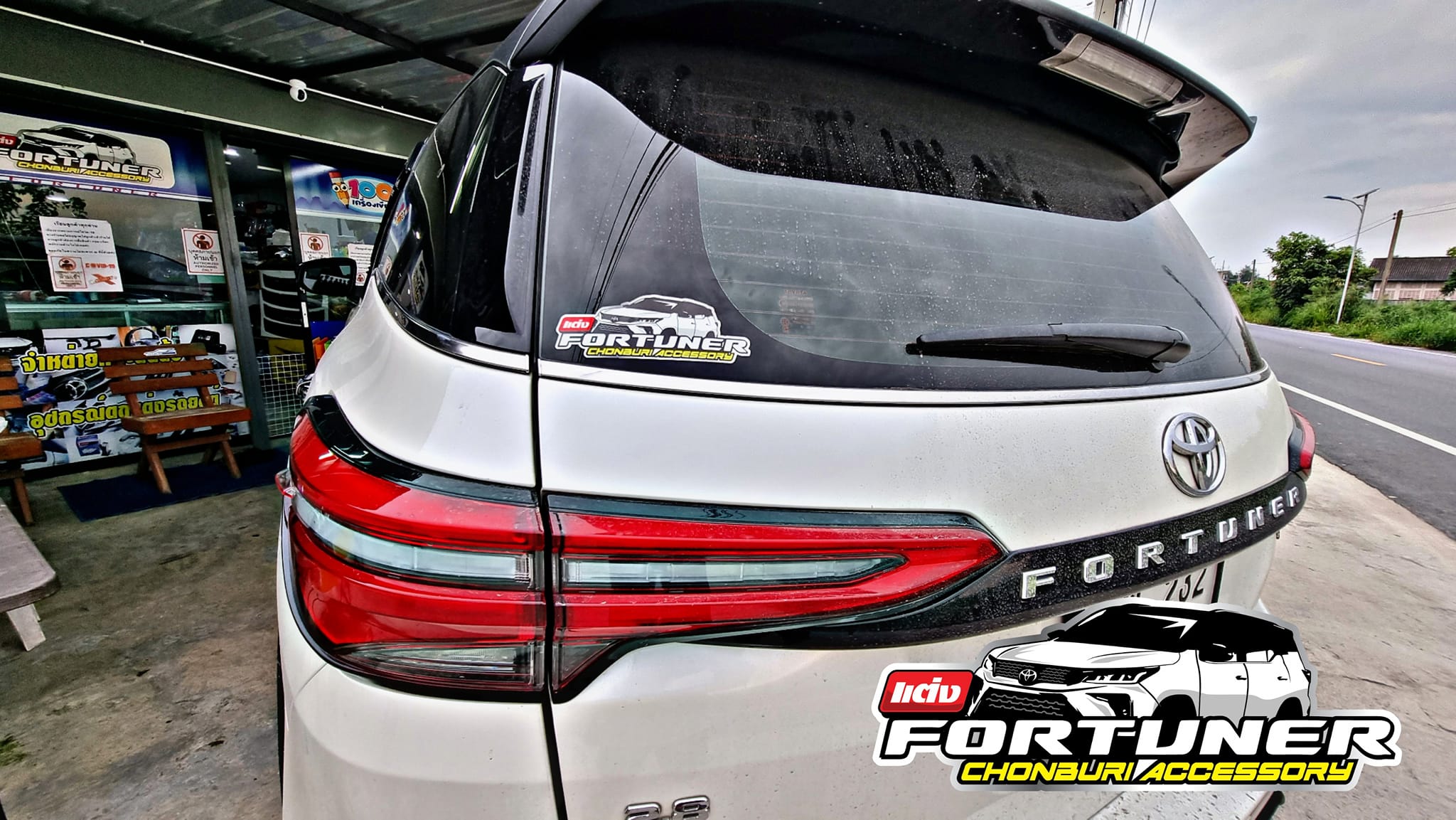 ไฟท้าย โตโยต้า ฟอร์จูนเนอร์ NEWFORTUNER Legender/GRsport ปี 2022