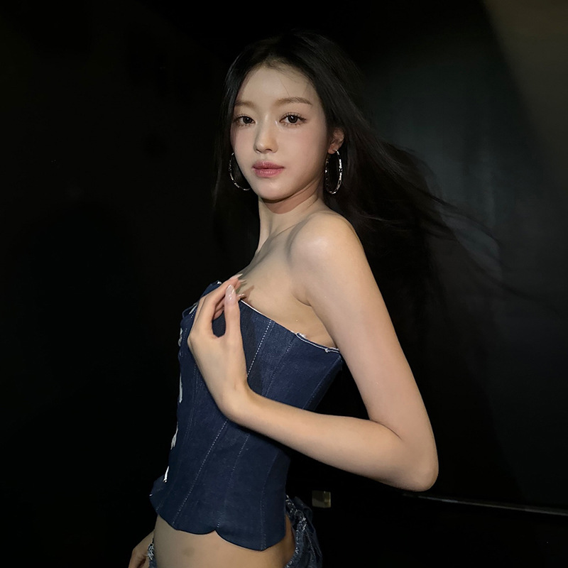 เสื้อเกาะอก ครอปสียีนส์ ถักหน้า รหัส CN57388