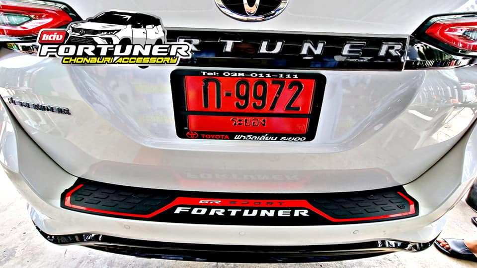 กันรอยท้ายGRsport Legender กันรอยท้าย ฟอร์จูนเนอร์ GRsport สำหรับ NewFortuner Legender Mc
