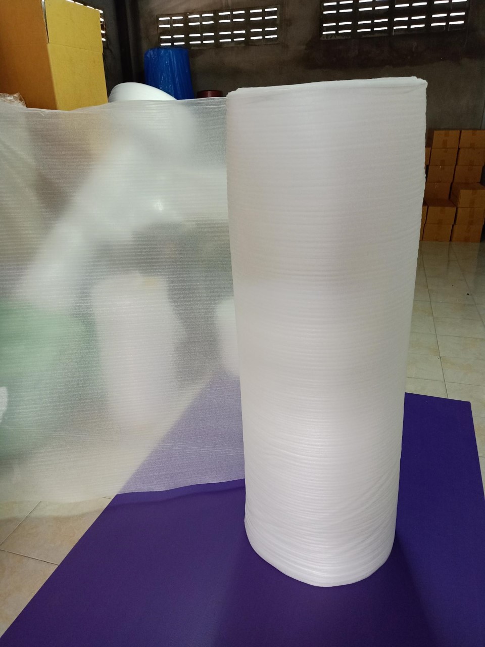 EPE FOAM โฟมบางกันริ้วรอย 1..30 M x 150 M หนา 1.5 มม