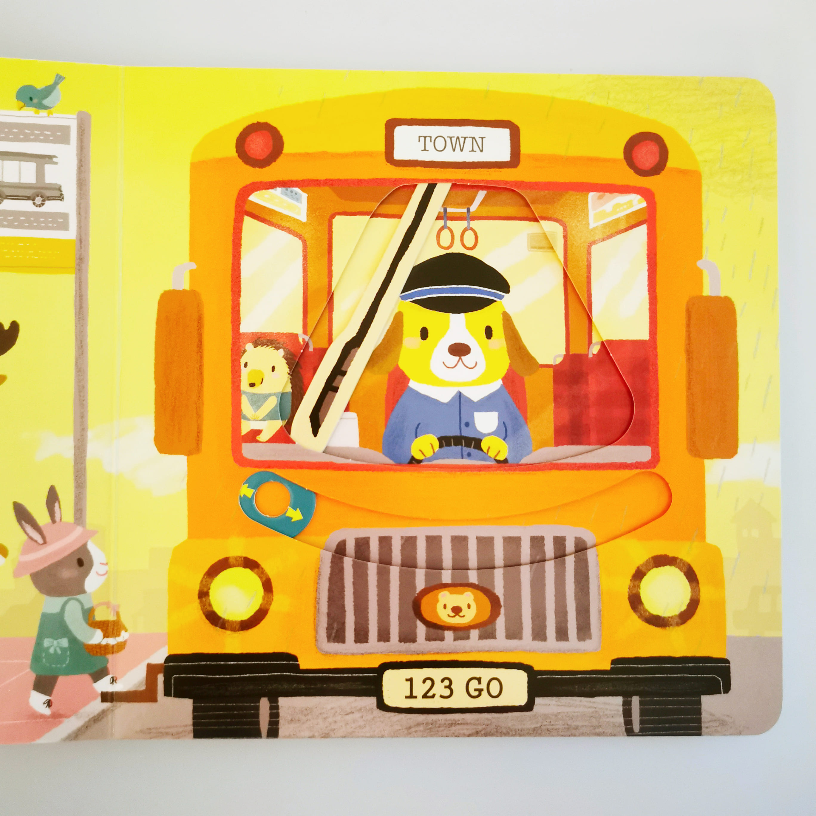 The Wheels on the Bus (Sing Along With Me!)