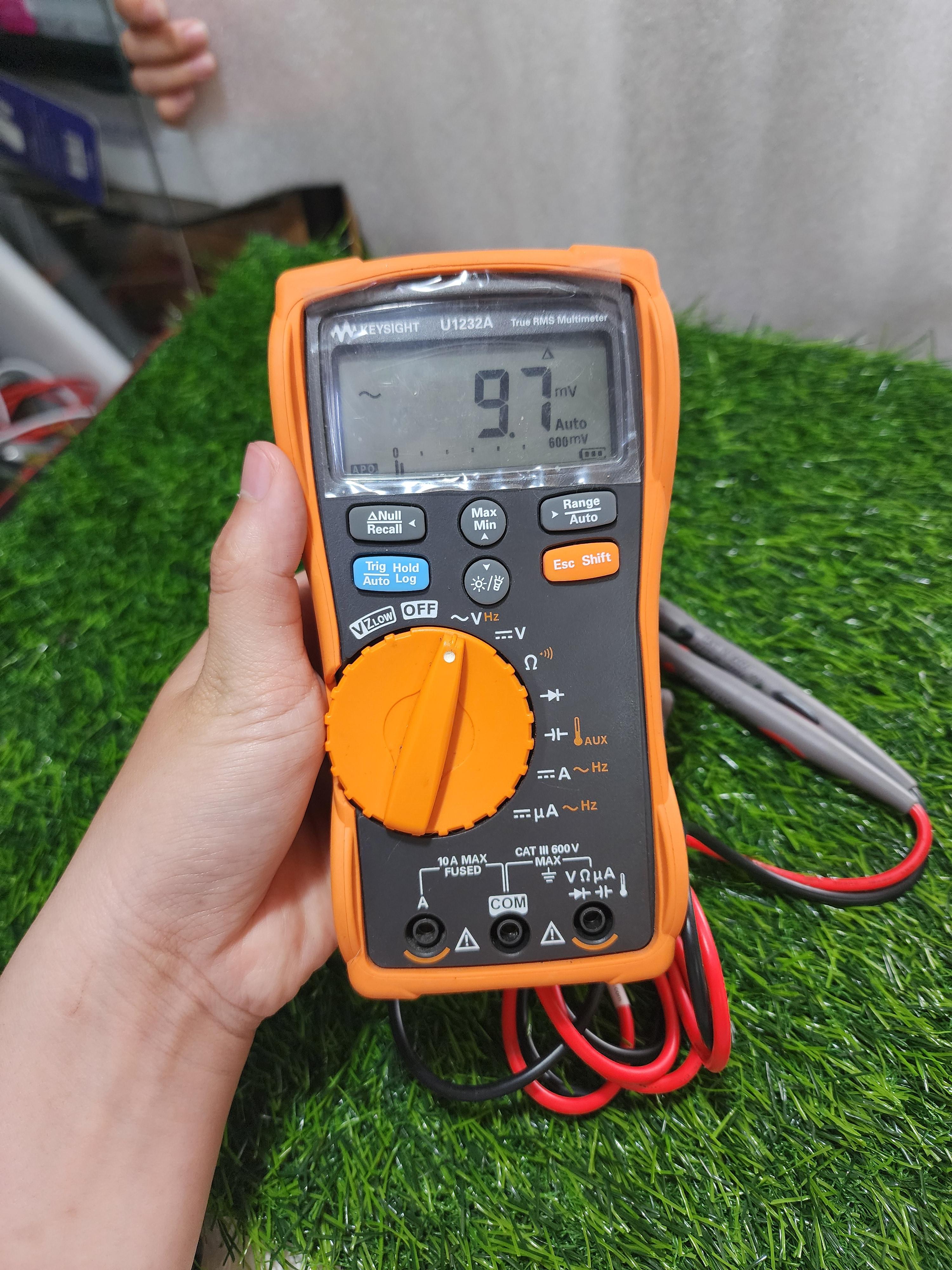 มิเตอร์ KEYSIGHT U1232A มือ 2