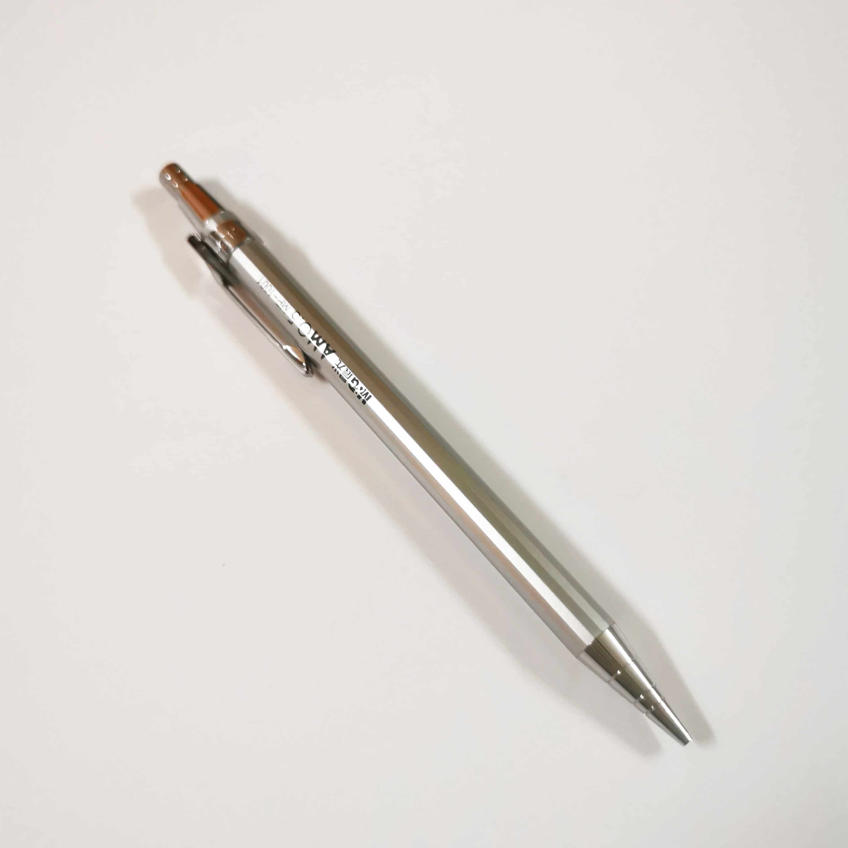 ดินสอกดโลหะ 0.5 Silver (M&G)