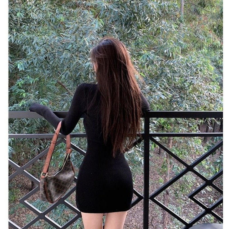 Vogue 🌟พร้อมส่ง🌟 ชุดเดรส เดรสแขนยาว ผ้าร่องนิ่มใส่สบาย CN2433