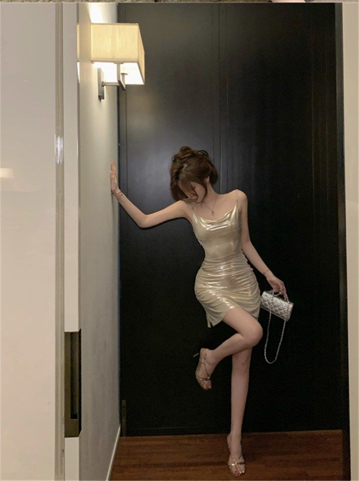 เดรสเซ็กซี่ สายเดี่ยว สีเมทัคลิค CN2545