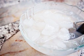M-0080005 ลูกตาลลอยแก้ว (Toddy palm seed in syrup)