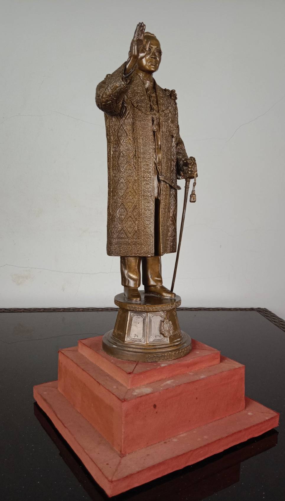 475.พระบรมรูปหล่อในหลวงรัชกาลที่9 พระบาทสมเด็จพระปรมินทรมหาภูมิพลอดุลยเดชทรงยินดี