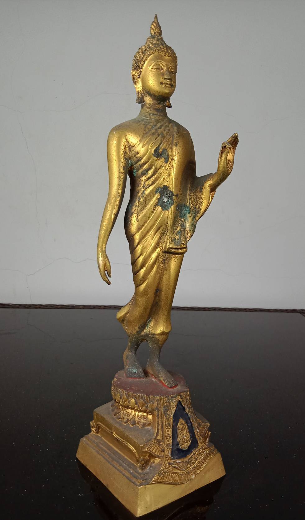 73.พระพุทธรูปปางลีลา