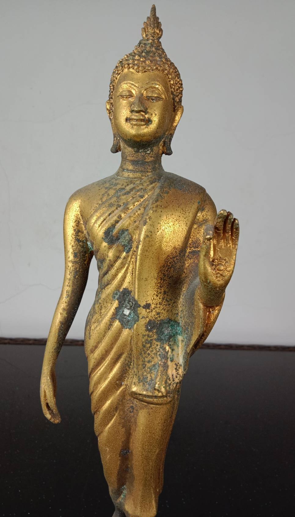 73.พระพุทธรูปปางลีลา