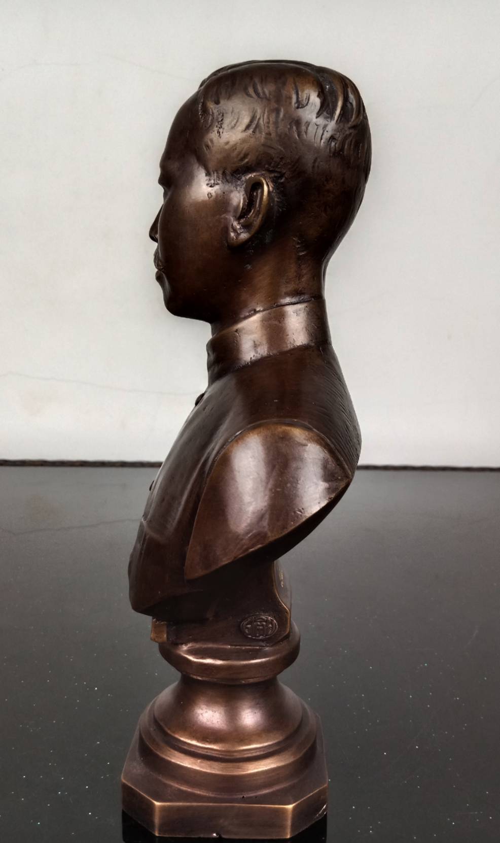 542.พระบรมรูปหล่อครึ่งพระองค์พลเรือเอก พระเจ้าบรมวงศ์เธอ พระองค์เจ้าอาภากรเกียรติวงศ์ กรมหลวงชุมพรเขตอุดมศักดิ์