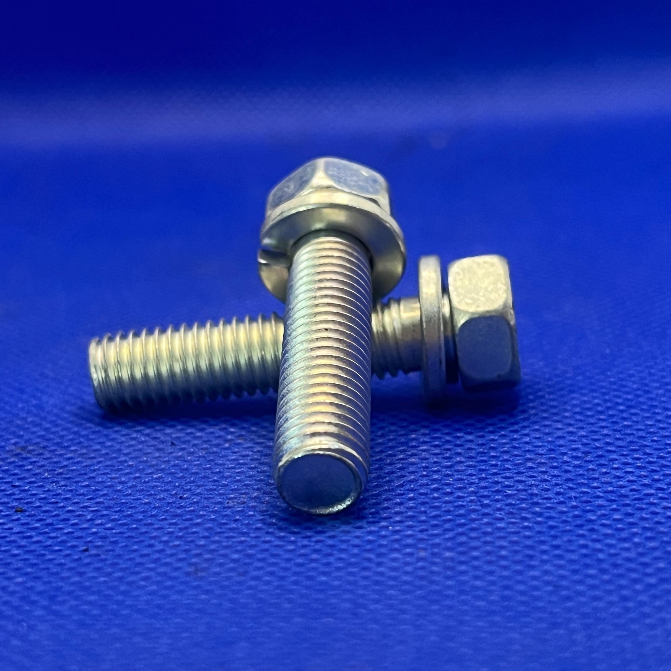 สกรูหัวเหลี่ยม upset M8x35mm เกลียว 1.25 เกลียวตลอด เกรด 8A พร้อมแหวนสปริง