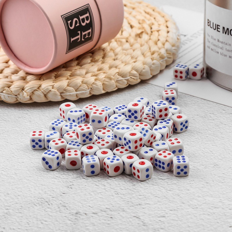 ลูกเต๋า ลูกเต๋าจิ๋ว เกมส์ ลูกเต๋า แพ็ค 2 ลูก