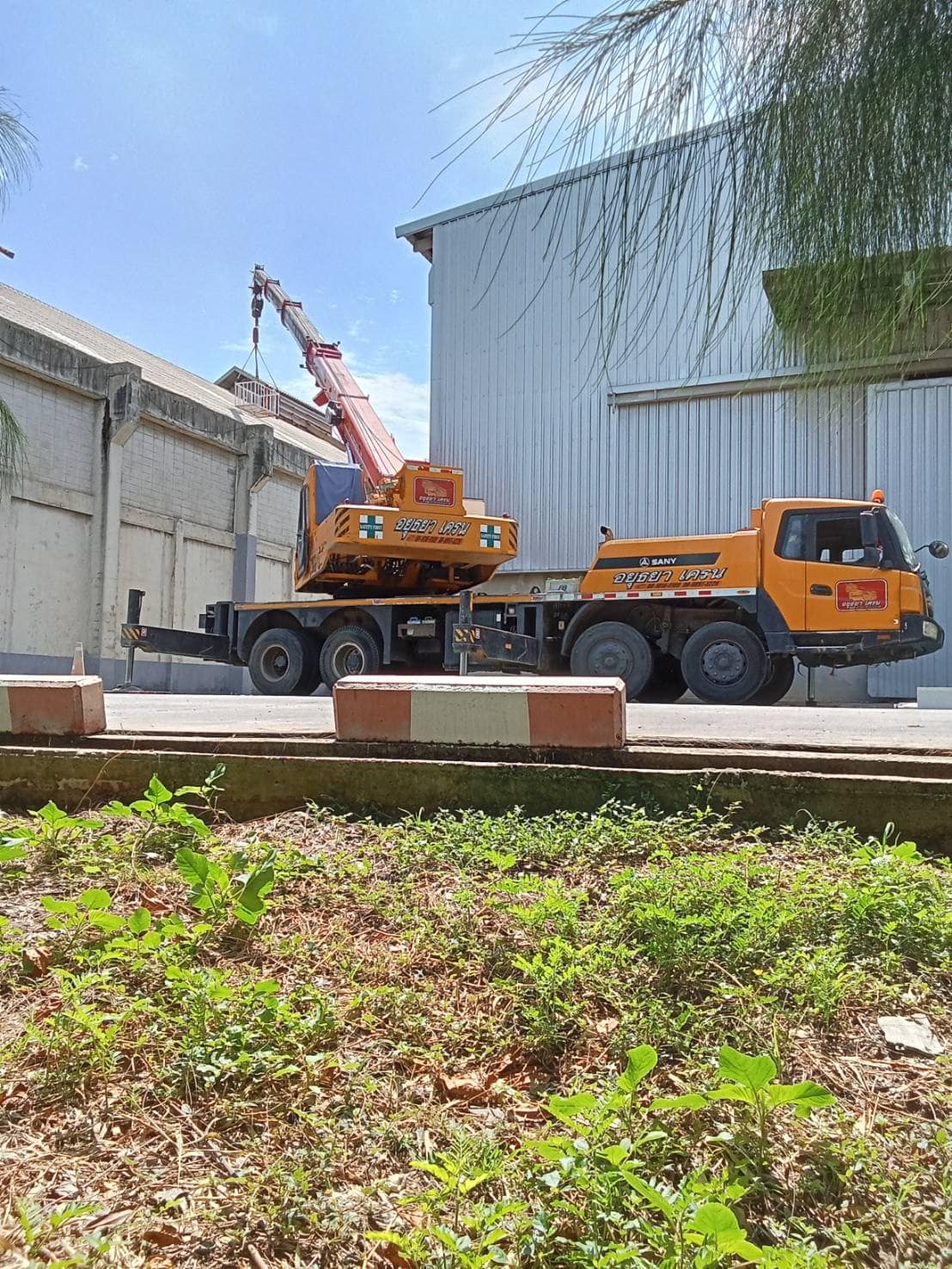 รถเครให้เช่า ขนาด 35ตัน รถเครน35ตัน เช่ารถเครน35ตัน