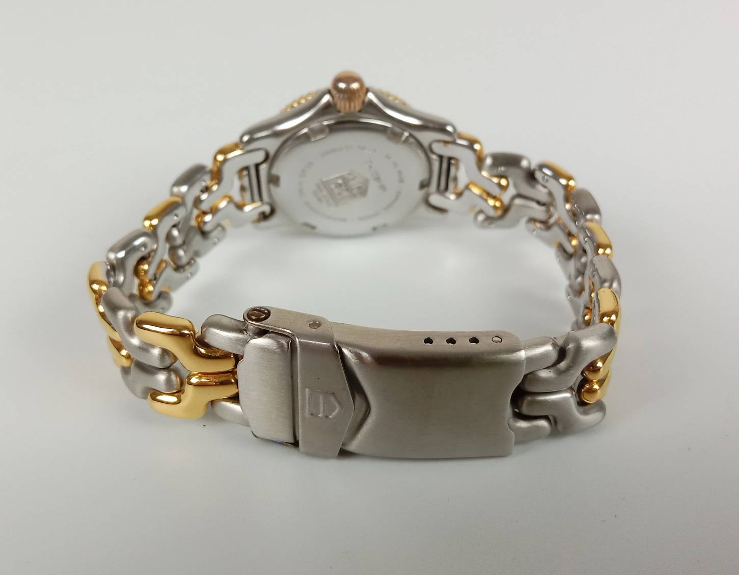 26.TAG HEUER ระบบ Quartz Mini size หน้าปัด 24 mm พร้อมกล่องแท้