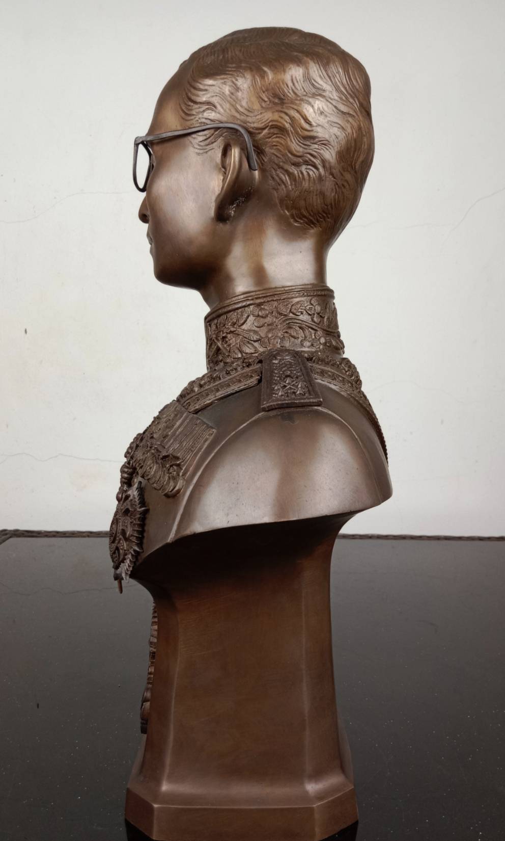 499.พระบรมรูปหล่อครึ่งพระองค์ในหลวงรัชกาลที่ 9 พระบาทสมเด็จพระปรมินทรมหาภูมิพลอดุลยเดช