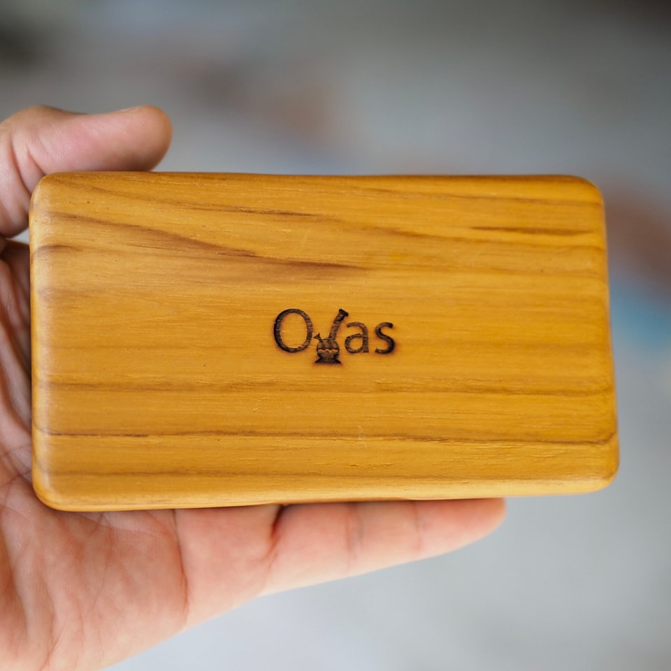 กล่องเก็บพันลำ ไม้สักแท้ ไม้สักทอง สายพันลำ ขนาด 13 × 7.5 CM ใส่ได้ 4 มวน แบบจุใจ