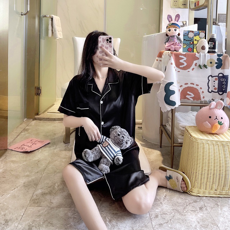 ชุดนอน แขนสั้น เดรสซาติน รหัส SL056