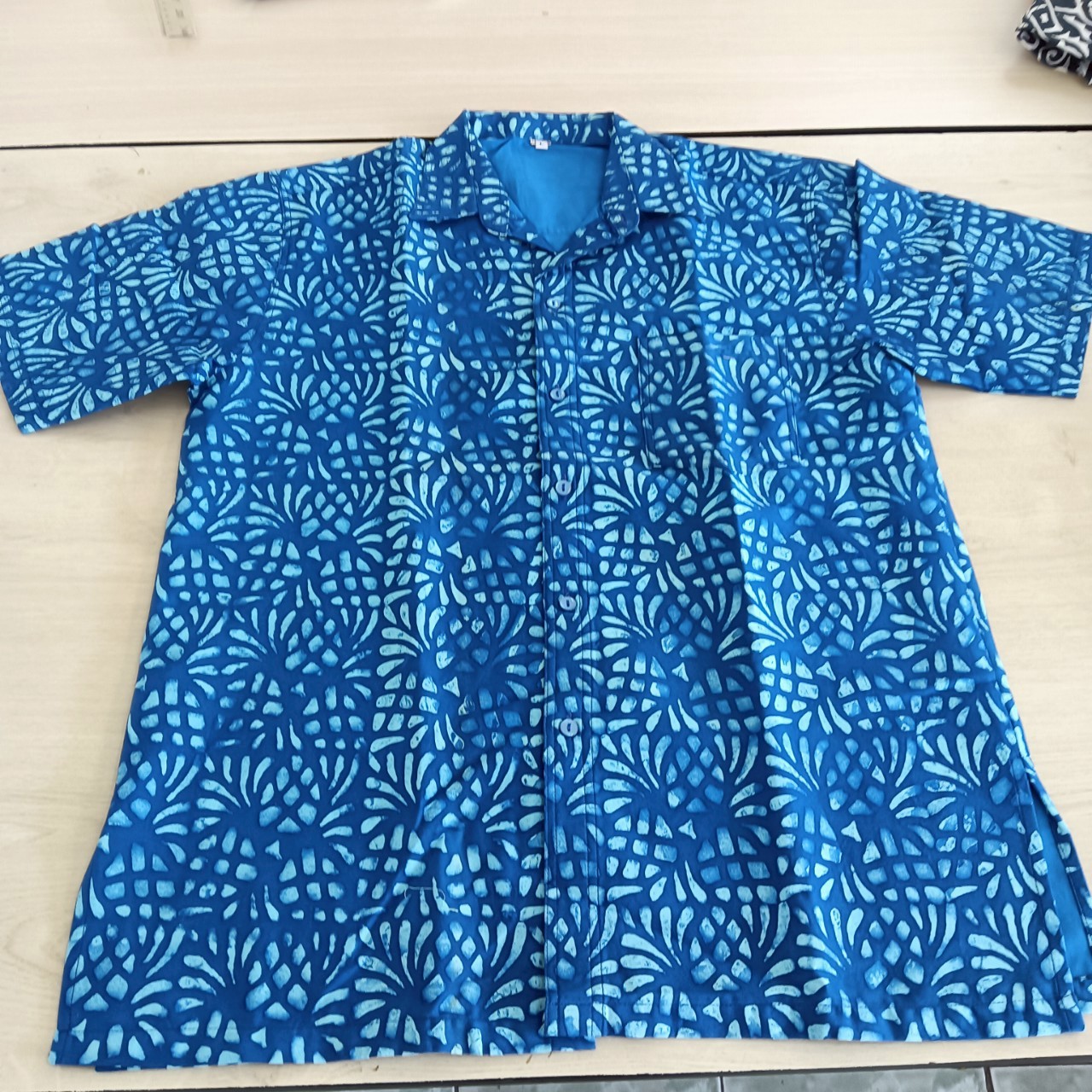 เสื้อบาติกพิมพ์ลาย