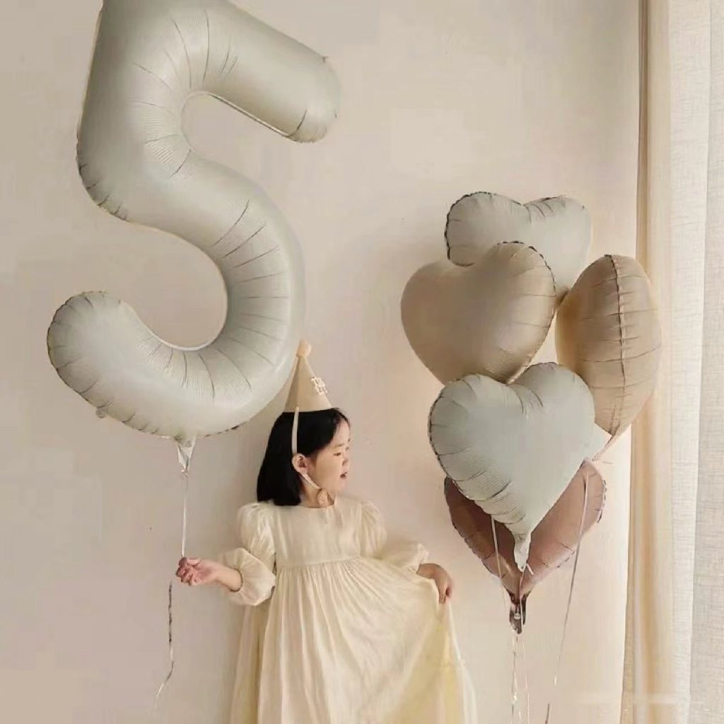 ลูกโป่งตัวเลข 0-9 สีขาว ฟอยล์ ลูกโป่งวันเกิด ปาร์ตี้เทศกาลต่างๆ PT082