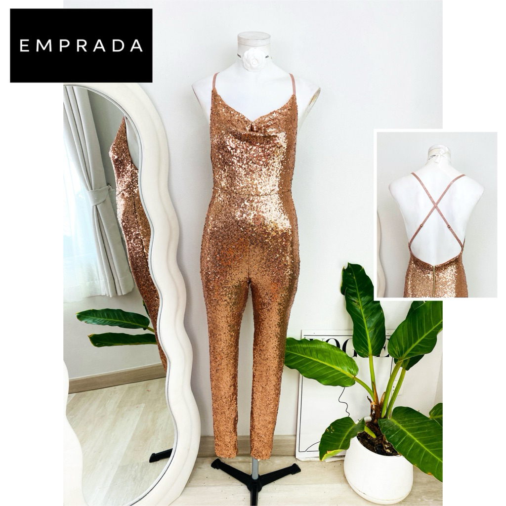 ไซด์ XS แบรนด์ Exprada แท้100%.🌸จั๊มสูท โชว์หลัง คอถ่วง งานเกล็ดวิบวับ สีโรสโกล ใส่ออกงาน เดรสออกงาน ชุดปาร์ตี้