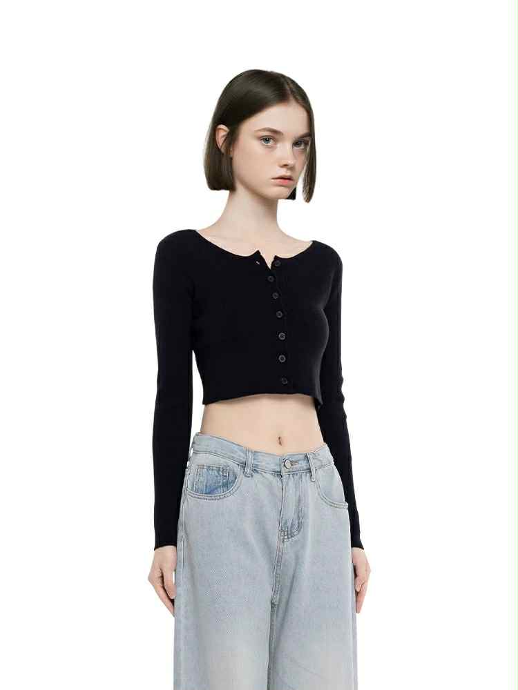 เสื้อครอป แขนยาว ไหมพรม สไตลส์เกาหลี พร้อมส่งในไทย