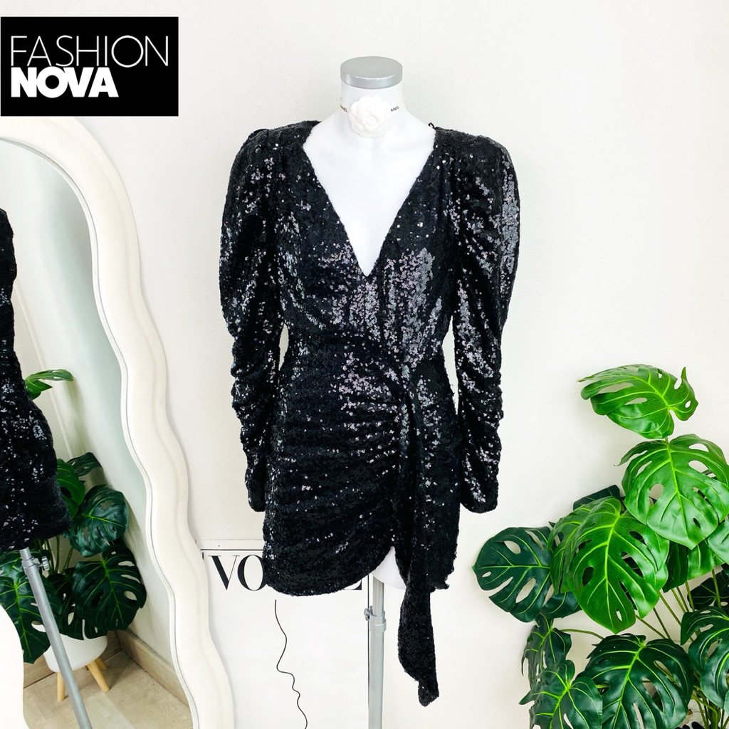 ไซด์ M-L แบรนด์ Fashion Nova แท้ 100%🌸เดรส แขนตุ๊กตา Luxury งานเกล็ดวิบวับ สีดำสนิท ใส่ออกงาน เดรสออกงาน ชุดปาร์ตี้