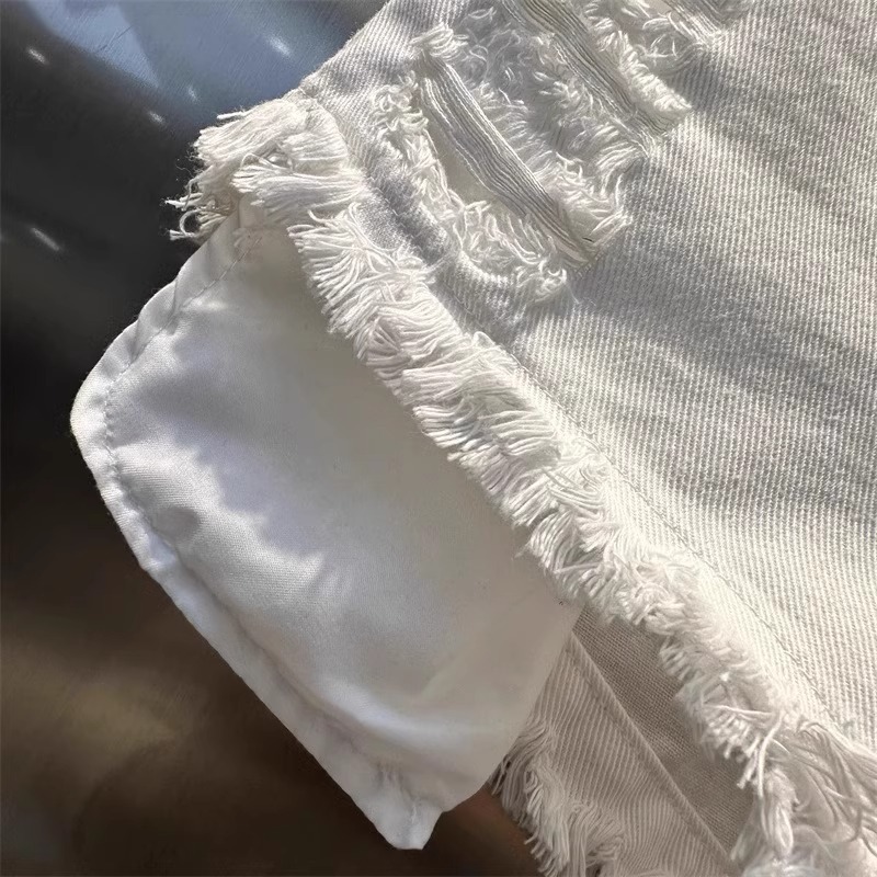 กางเกงขาสั้น แต่งขาด ทรงเอวสูง พร้อมส่งในไทย