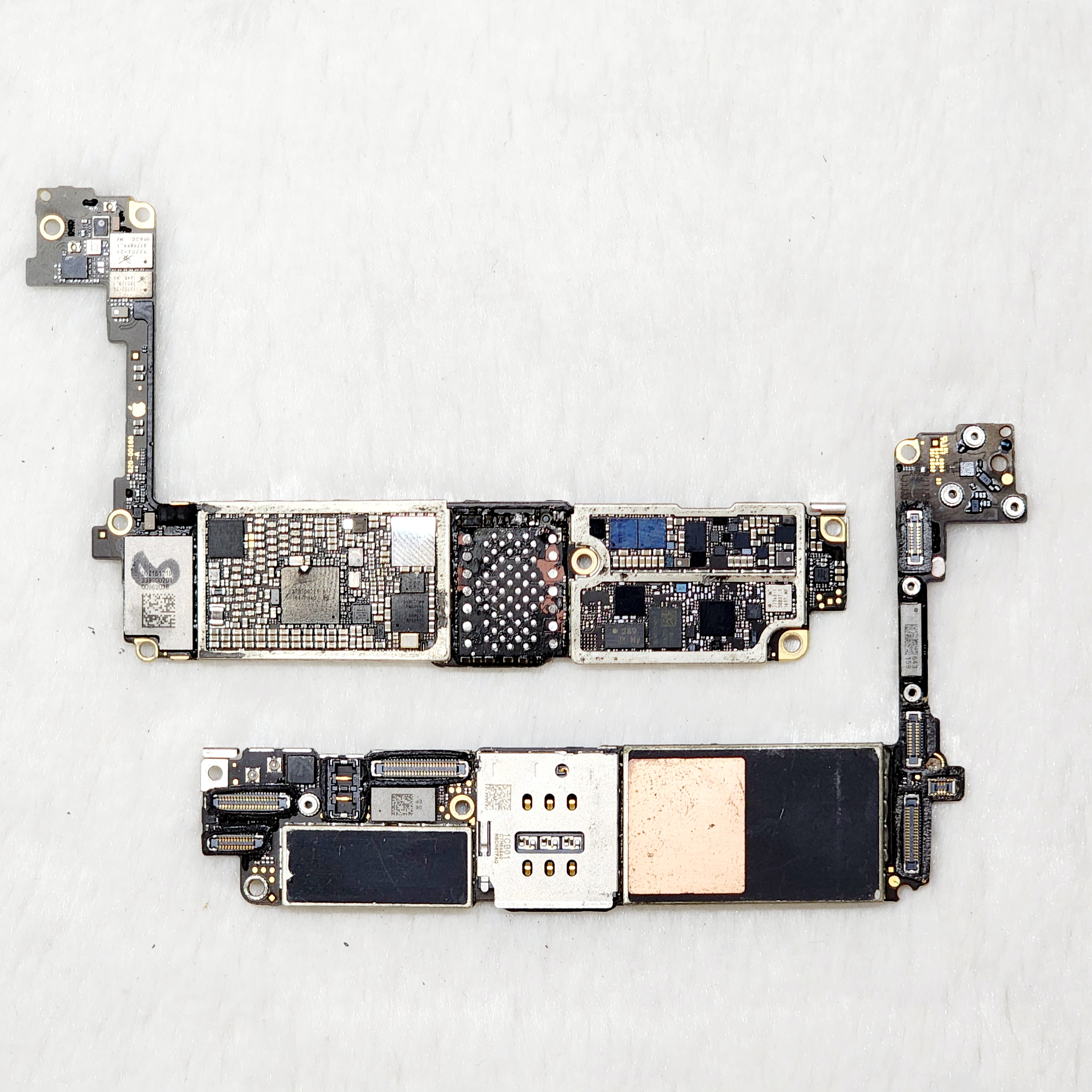 บอร์ดอะไหล่ iPhone7