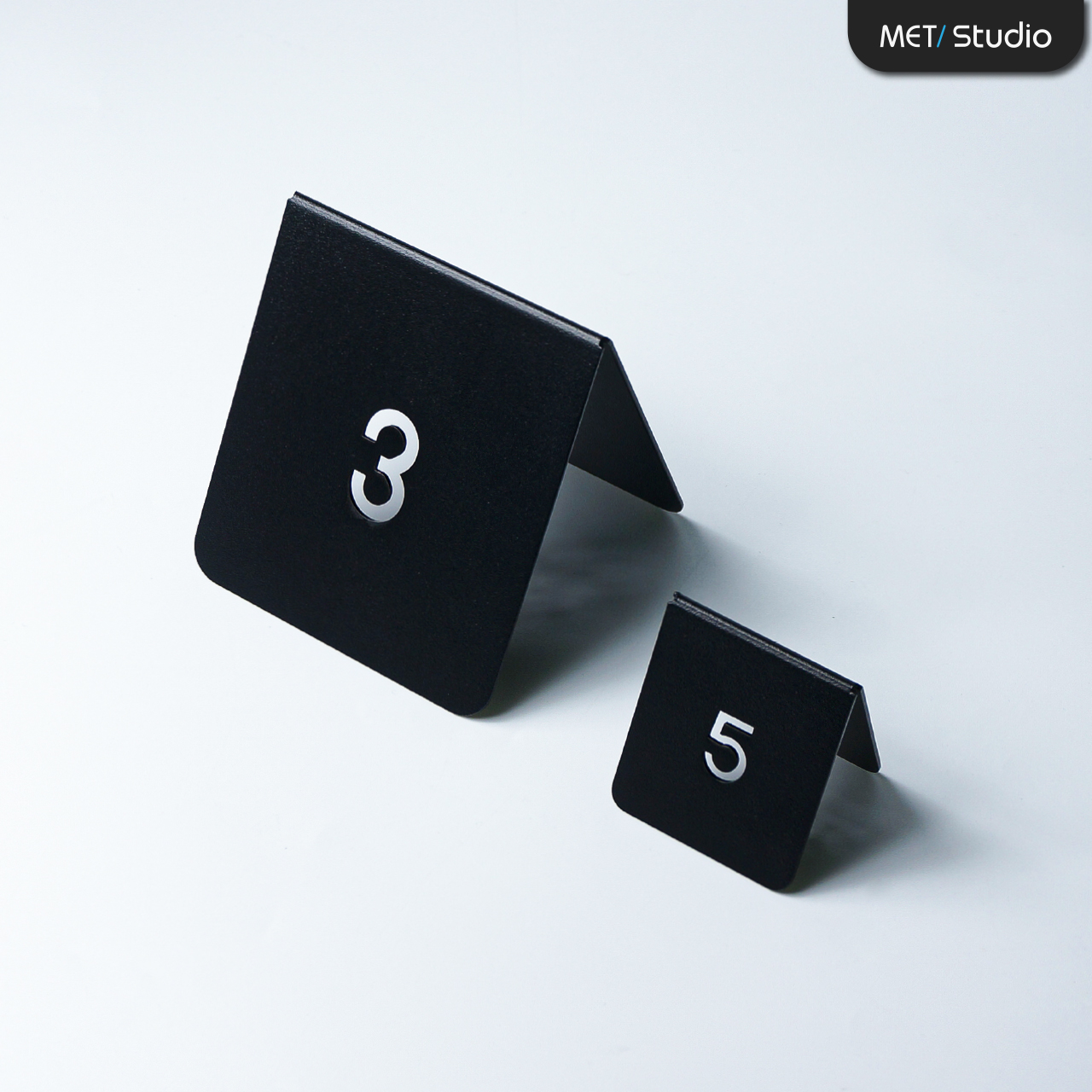 ป้ายหมายเลขโต๊ะ MET Studio |เลือกหมายเลขได้เอง 1-99 พ่นสี Powder Coat ทนแดด กันน้ำทนแดด กันน้ำ สำหรับร้านอาหาร ร้านกาแฟ