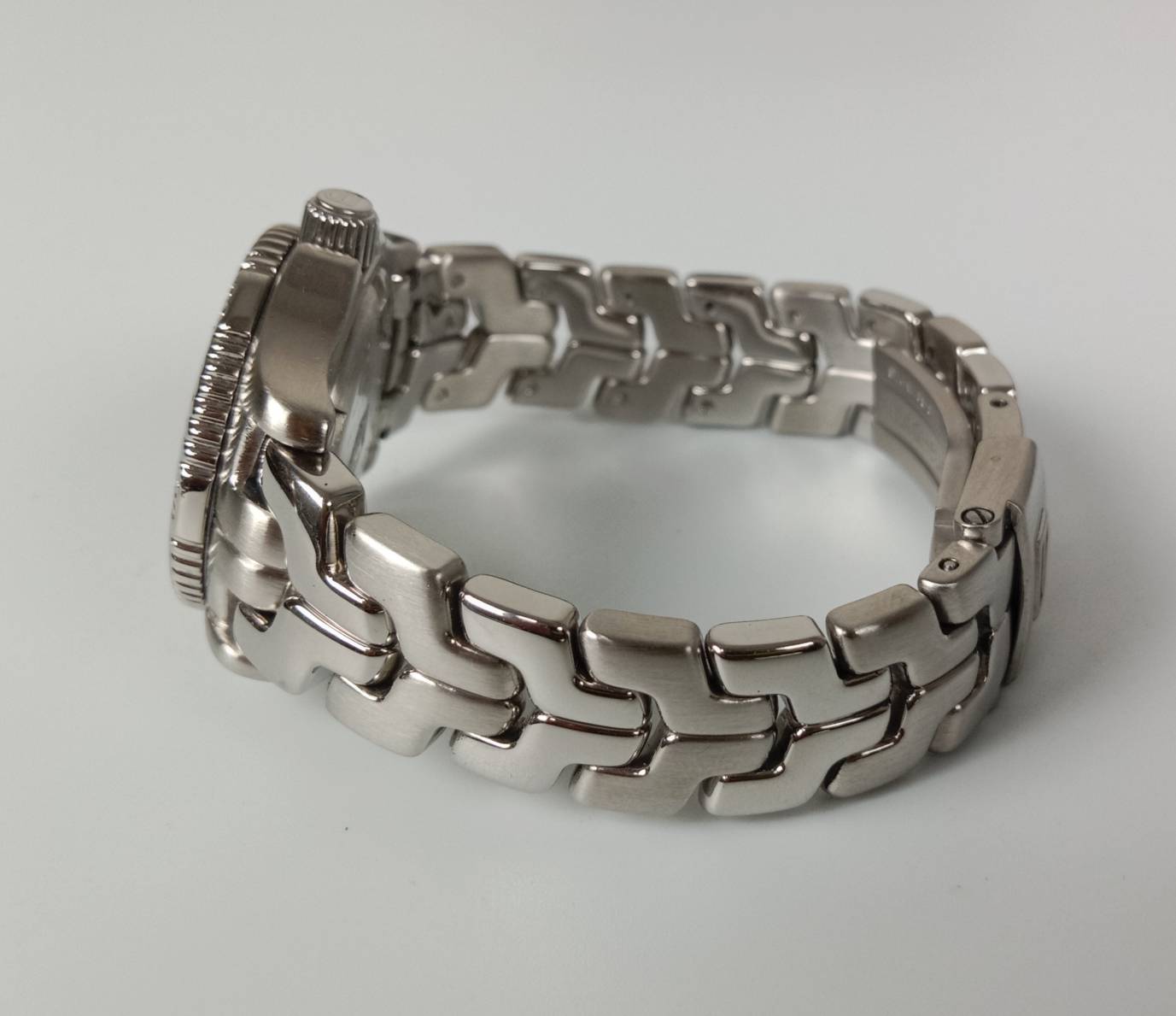 24.TAG Heuer Link Mother of Pearl Link Watch WT141M BA0560 พร้อมกล่องแท้+คู่มือ ใบรับประกัน