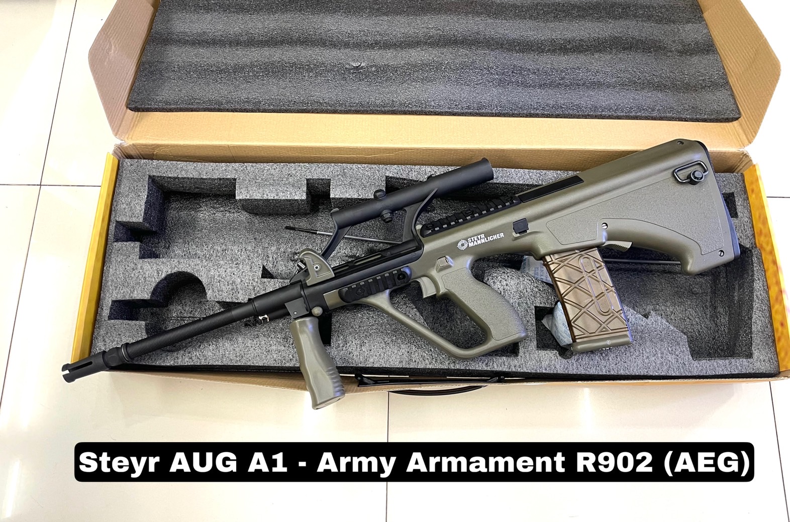 AUG A1 R902 (AEG) - Army Armament