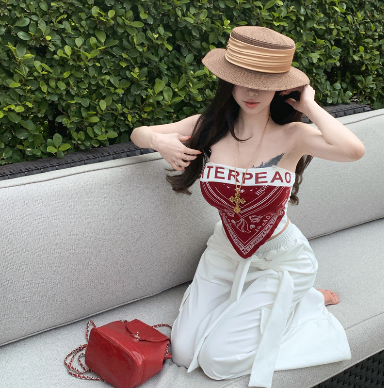 เสื้อครอป เกาะอก สไตล์เกาหลี รหัส CN3341 พร้อมส่ง