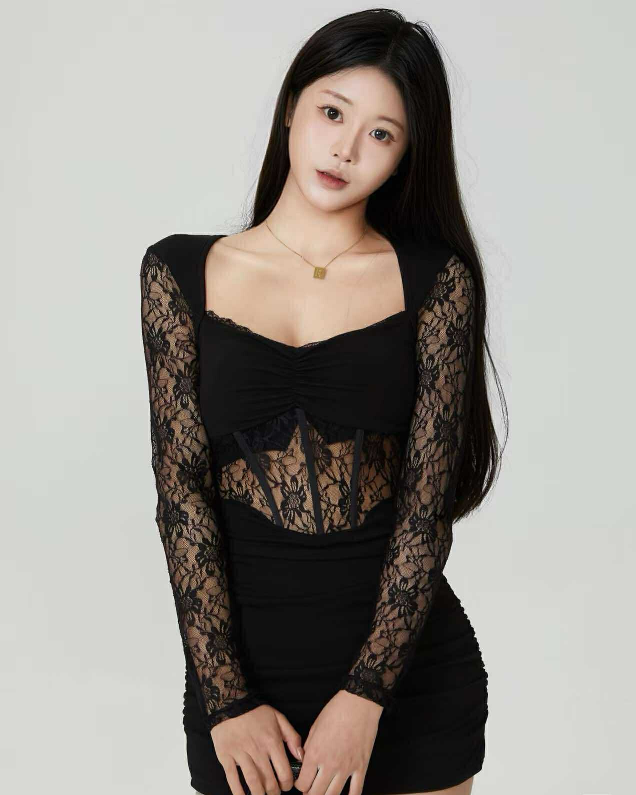 ชุดเดรสแขนยาว ลูกไม้ซีทรู เซ็กซี่ พร้อมส่งด่วนในไทย