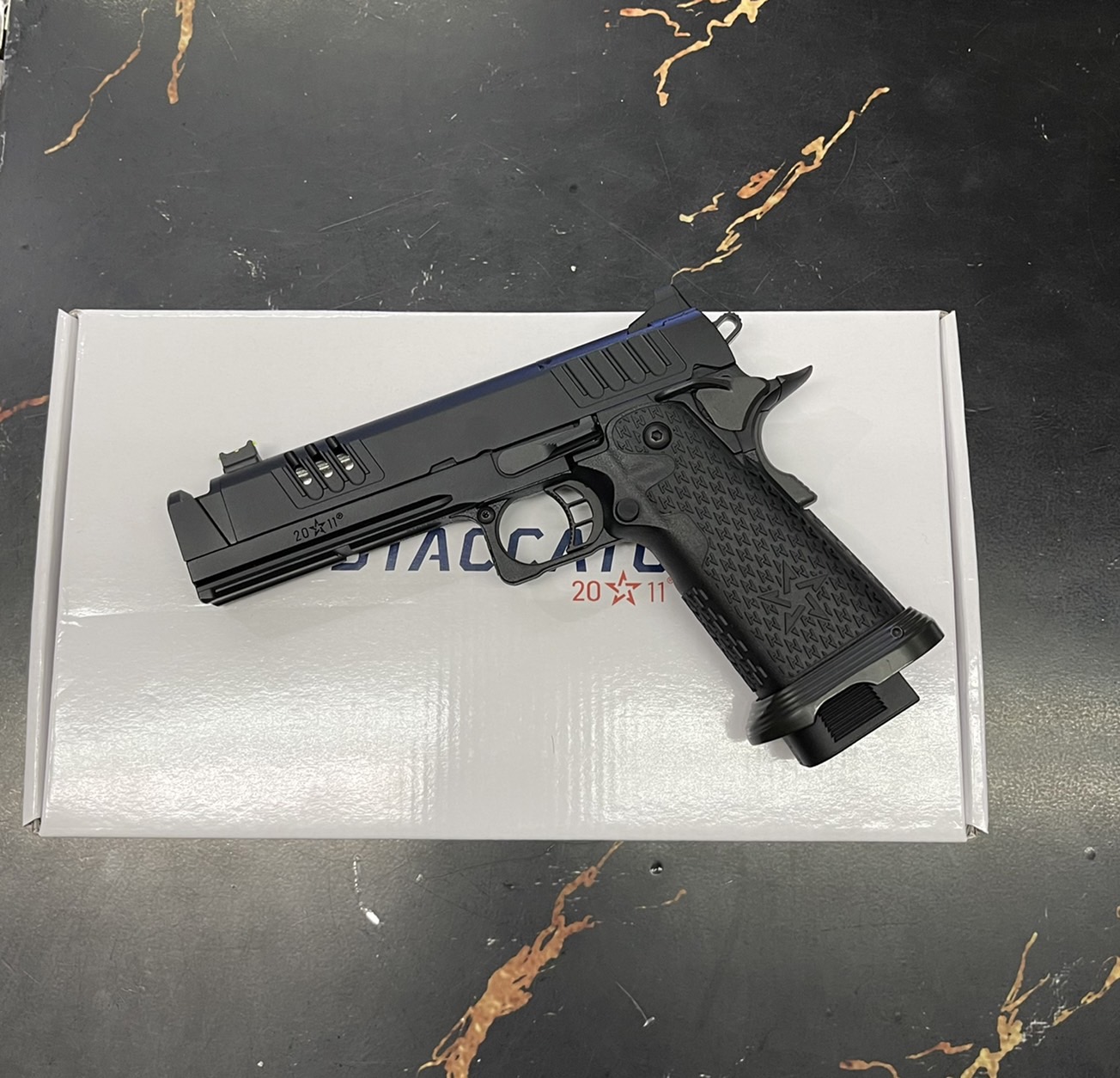 EMG (ARMY R618) - Staccato XC 2011 (VIP Grip)